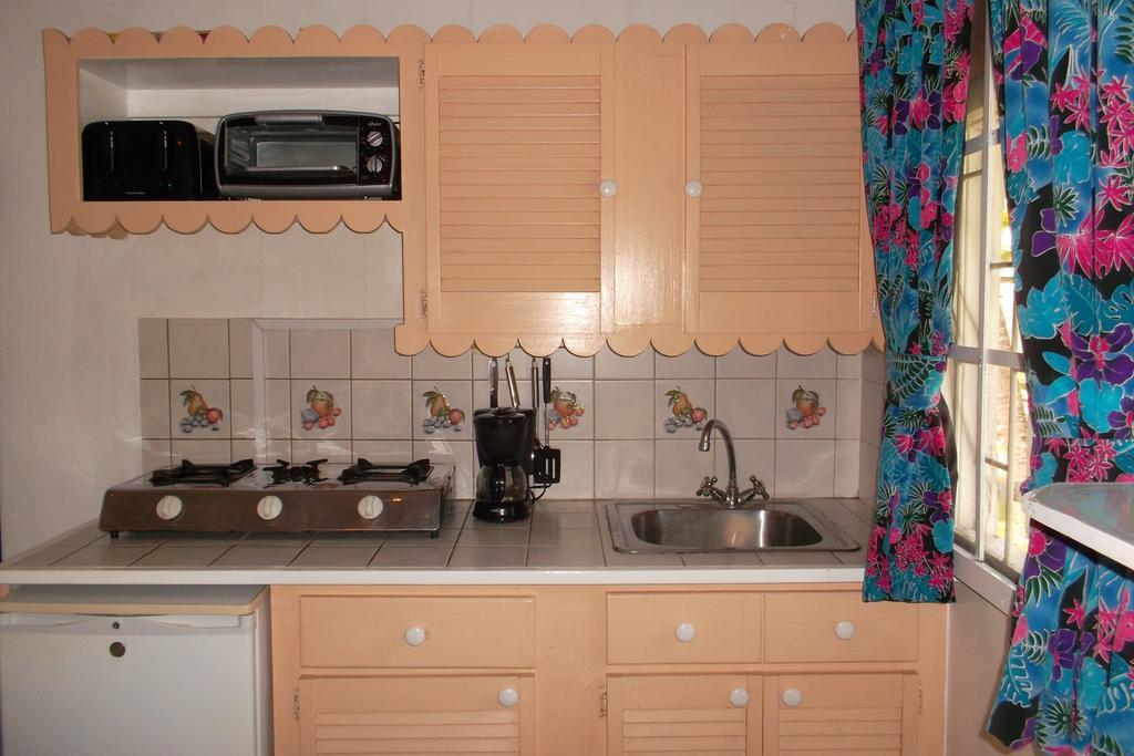 Beach Guest House Cleverdale Bridgetown Exterior foto